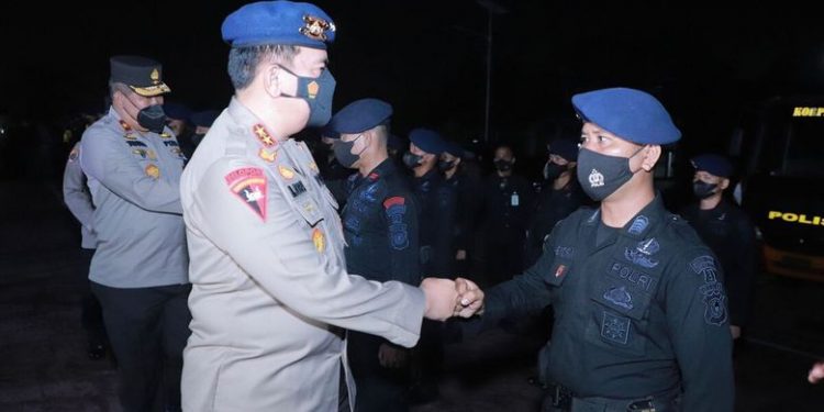 Riau Regional Police Sends 105 Brimob Personnel to Papua