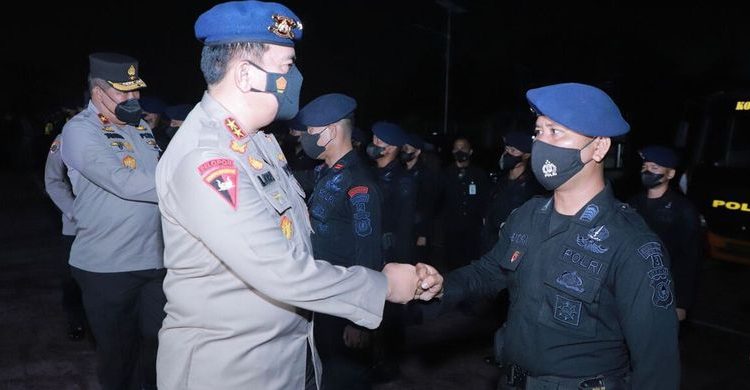 Riau Regional Police Sends 105 Brimob Personnel to Papua