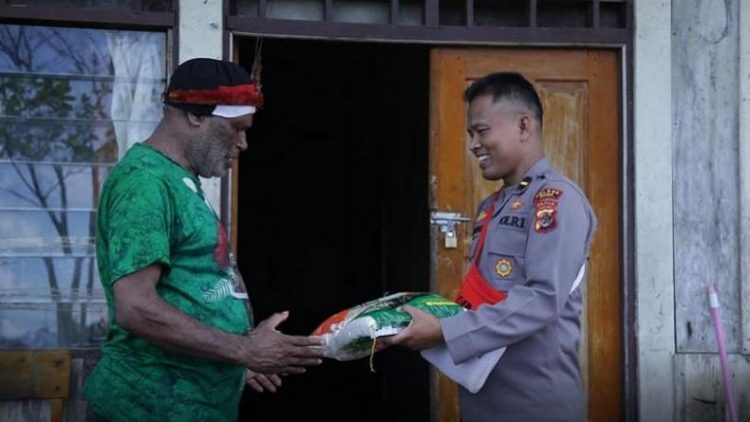 Nduga Traditional Leader: The Community Is Overjoyed with the Police’s Presence