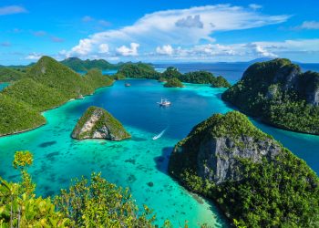 The Unique Tradition of Iki Palek in Papua