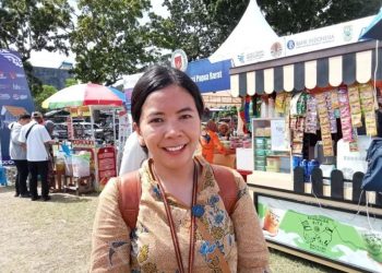 Coordinator for Tourism and Creative Economy of the Coordinating Ministry for Maritime Affairs and Investment Evy Marya Deswita Siburian, during an interview after the 2023 West Papua GBBI and GBWI harvesting in Manokwari Regency