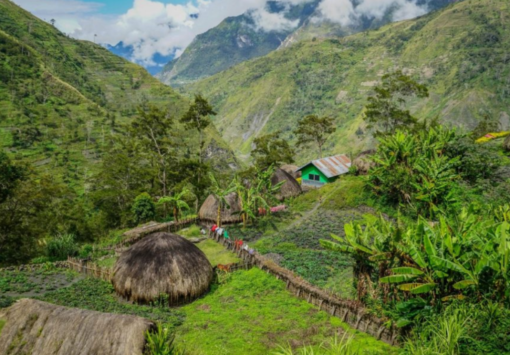 Exploring the Wonders of Baliem Valley in Papua. Source Authentic Indonesia.