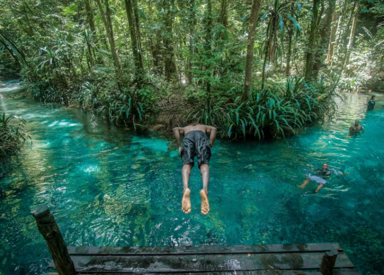 The Beauty of Kali Biru in Warsambin Village, Raja Ampat. Source Wonderful Image.