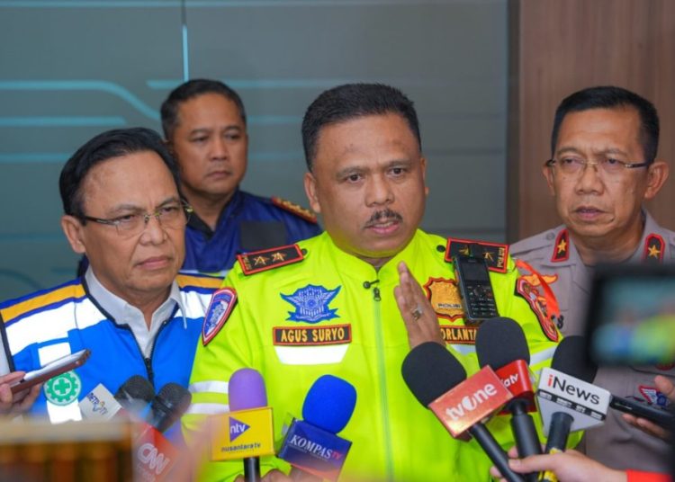 Kepala Korps Lalu Lintas (Kakorlantas) Polri Irjen Pol Drs. Agus Suryonugroho S.H, M.Hum 1