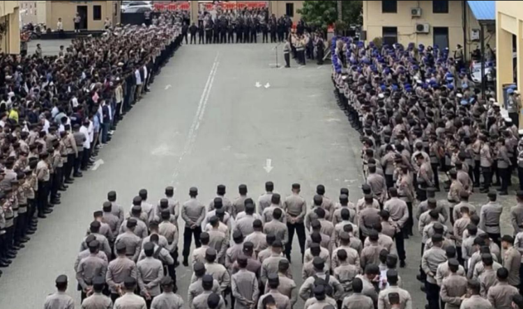 9.300 Personnel Assigned to Safeguard Jayapura Demonstration