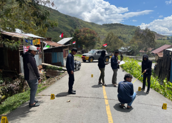 Joint Security Forces Conduct Crime Scene Investigation in Asmat Following Shooting Incident