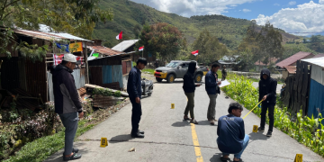 Joint Security Forces Conduct Crime Scene Investigation in Asmat Following Shooting Incident