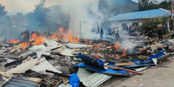 Police Investigate Cause of Fire That Destroyed 100 Buildings in Karubaga, Papua Highlands