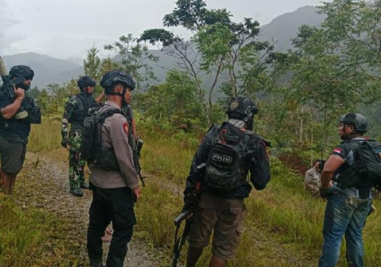 TNI Secures Two Armed Group Bases in Yahukimo, Papua Highlands